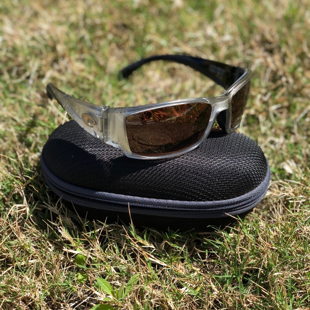 Men’s Costa Sunglasses with case